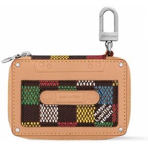 NEW AUTHENTIC Louis Vuitton LV Tape Key Holder and Bag Charm product# M02431